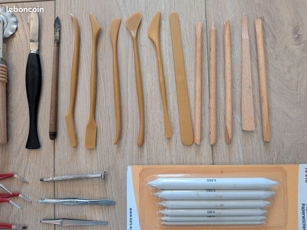 Ensemble 4 Outils De Modelage Argile - Outils Sculpture Poterie Et Pâte Polymère Avec Billes Métalliques Doubles (Bleu)