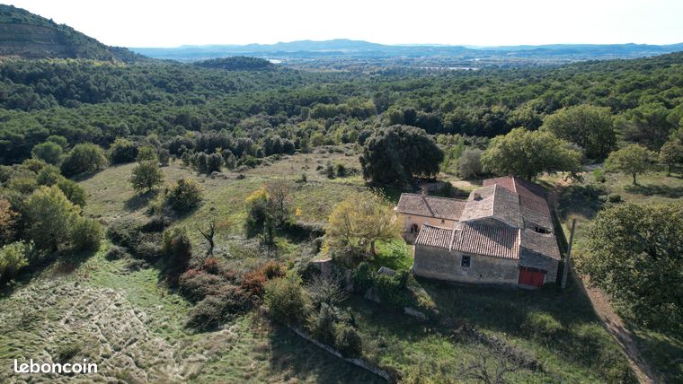 Propriété 9 pièces 584 m²