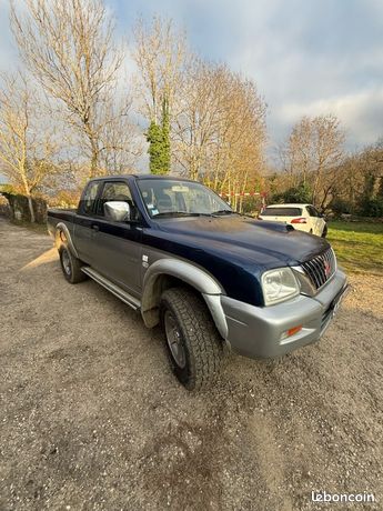 Mitsubishi L200 2003