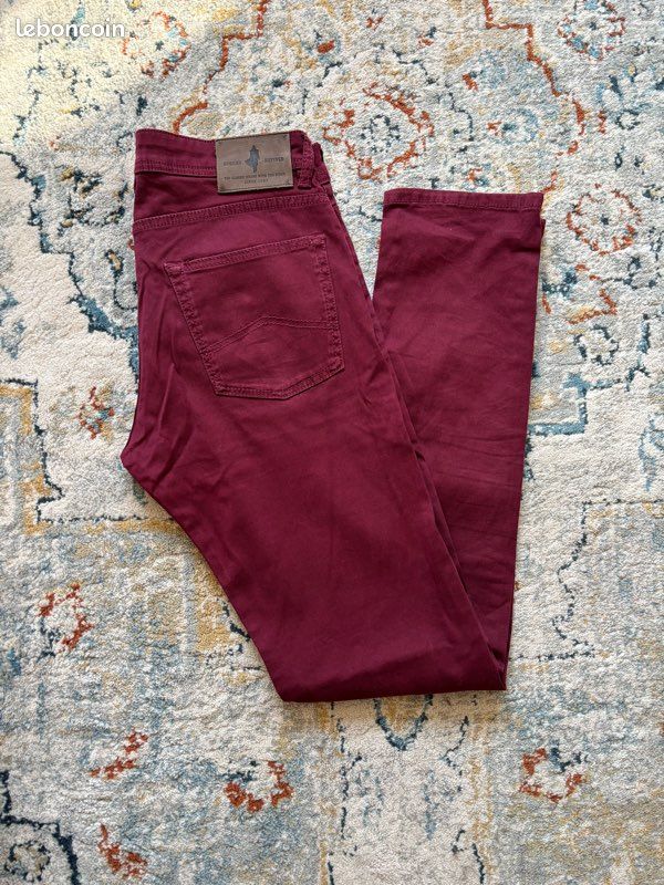 Pantalon chino Bordeaux uni brodé - Marlboro Classics - W31 L34 (image 1)