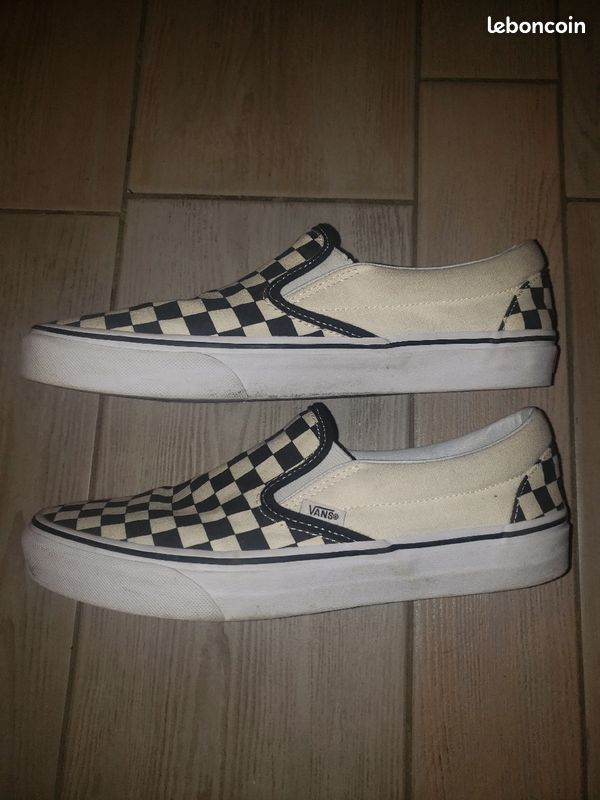 Vans slip on sneakers (image 2)