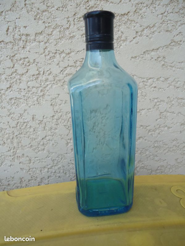2 bouteilles bleu (image 1)