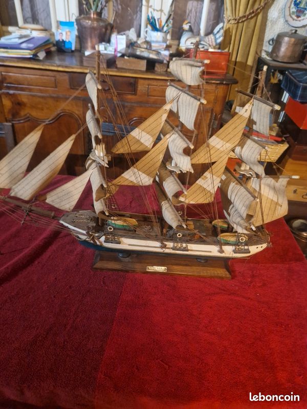 Maquette bateau ancien (image 2)