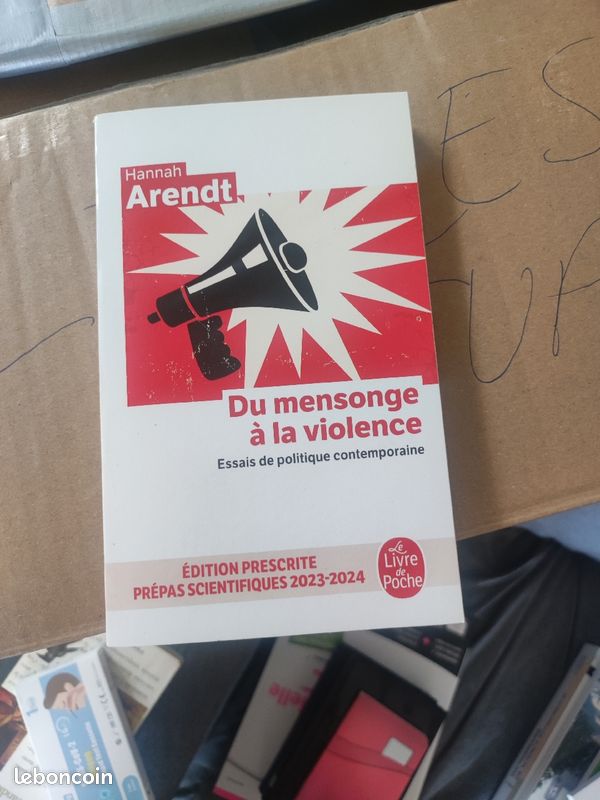 Du mensonge à la violence, Hannah Arendt (image 1)