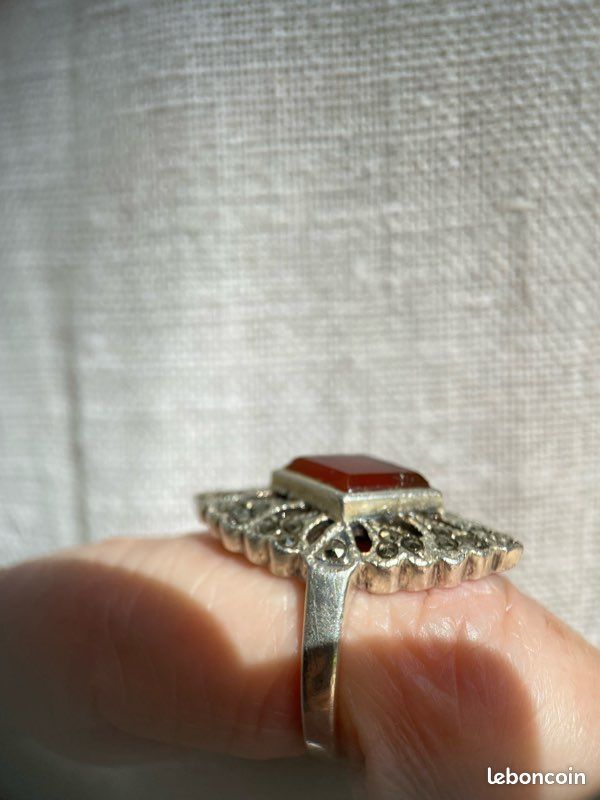 Bagues anciennes / Baroque / Bague de cour en or rose, argent et strass