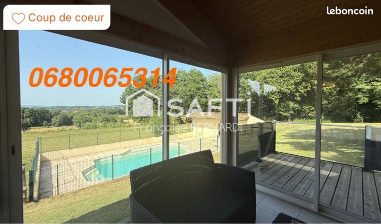 Villa 10 pièces 236 m²