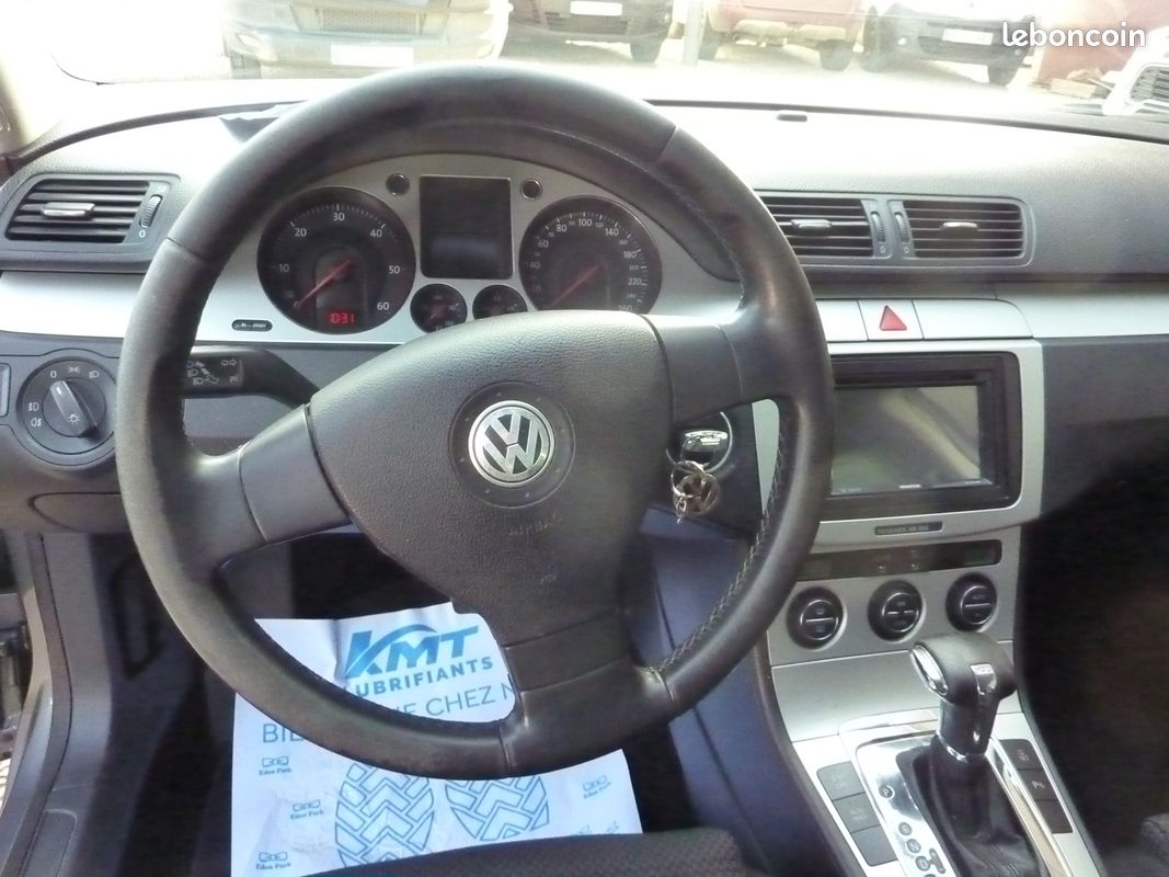 Volkswagen PASSAT SW 2.0 TDI 140CH CONFORTLINE DSG6 (image 9)