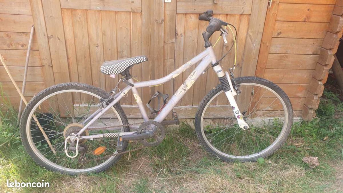 Vélos pour pieces (image 1)