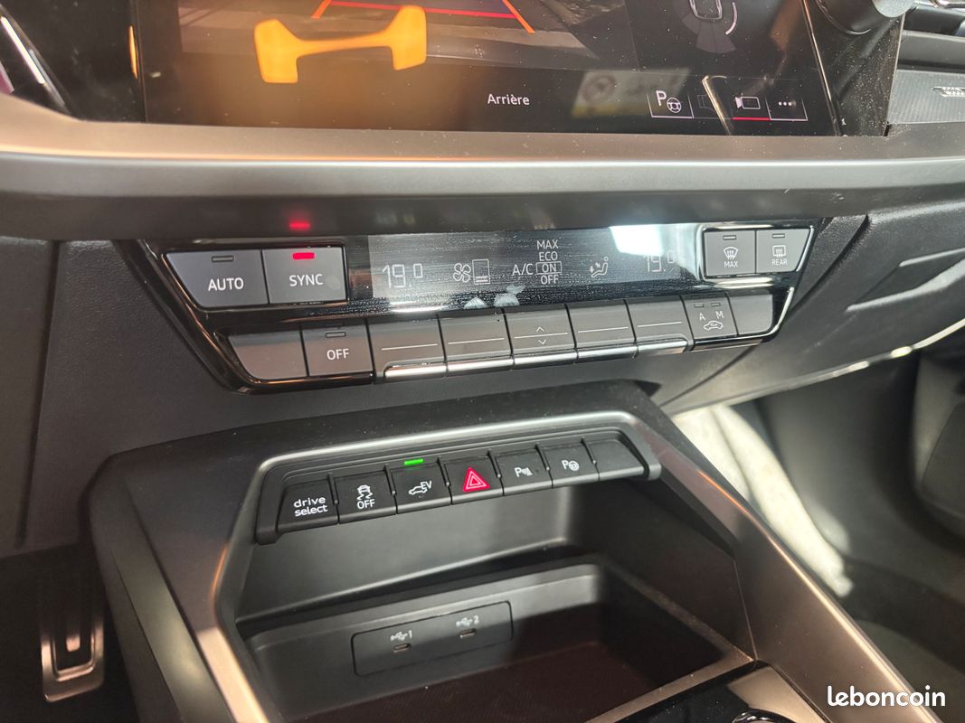 AUDI A3 Sportback 40 TFSIe 204 S tronic 6 S Line CarPlay Caméra de recul Entretient Audi Origine France Garantie 12mois (image 21)