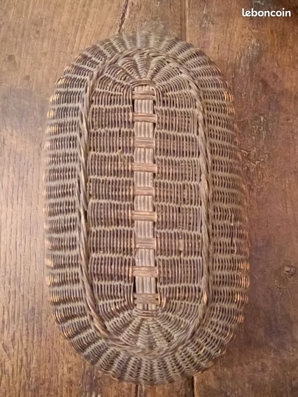 Panier en rotin noir (image 3)