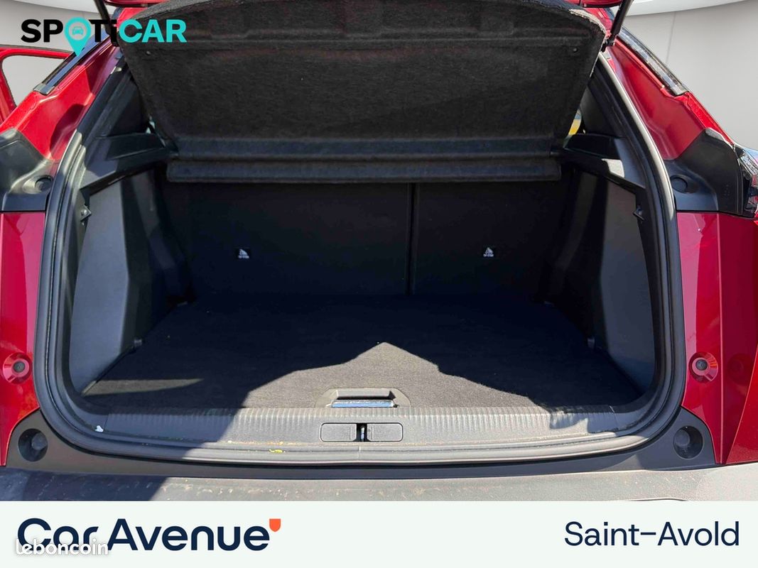 PEUGEOT 2008 PureTech 130 S&S BVM6 GT (image 13)