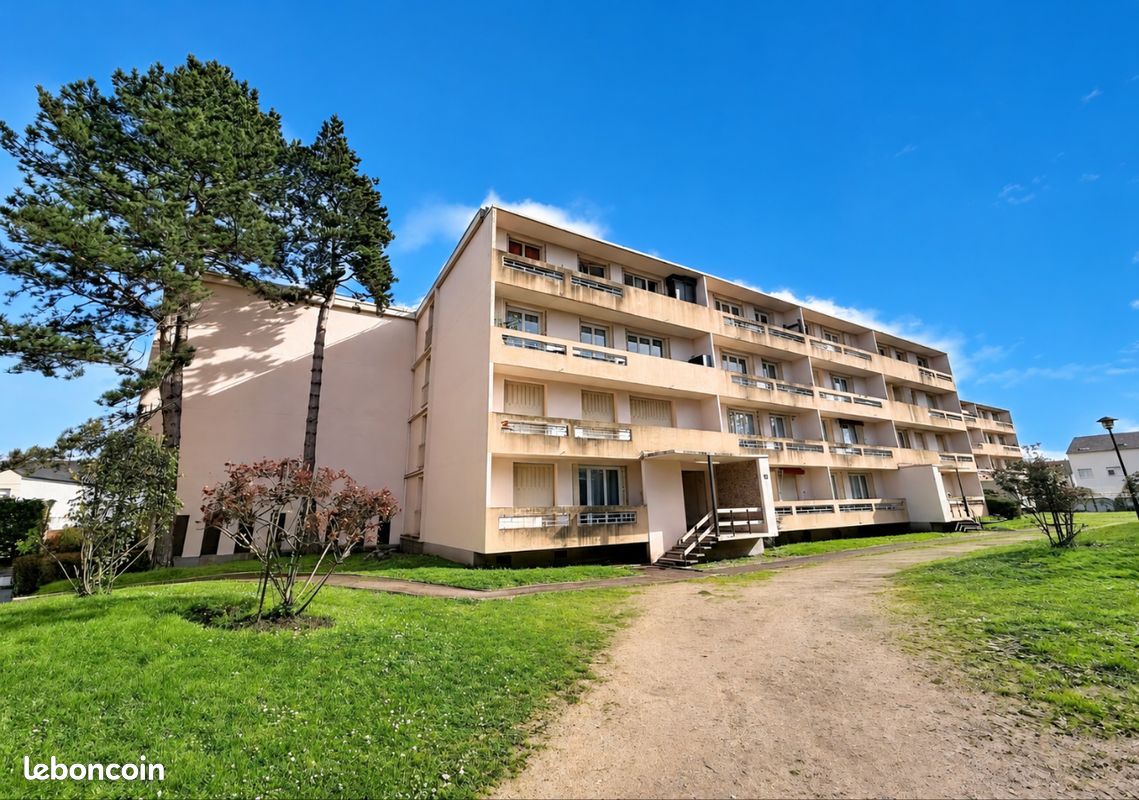 Appartement 3 pièces 63 m² · à Bondy · 63 m² · 180 000 €