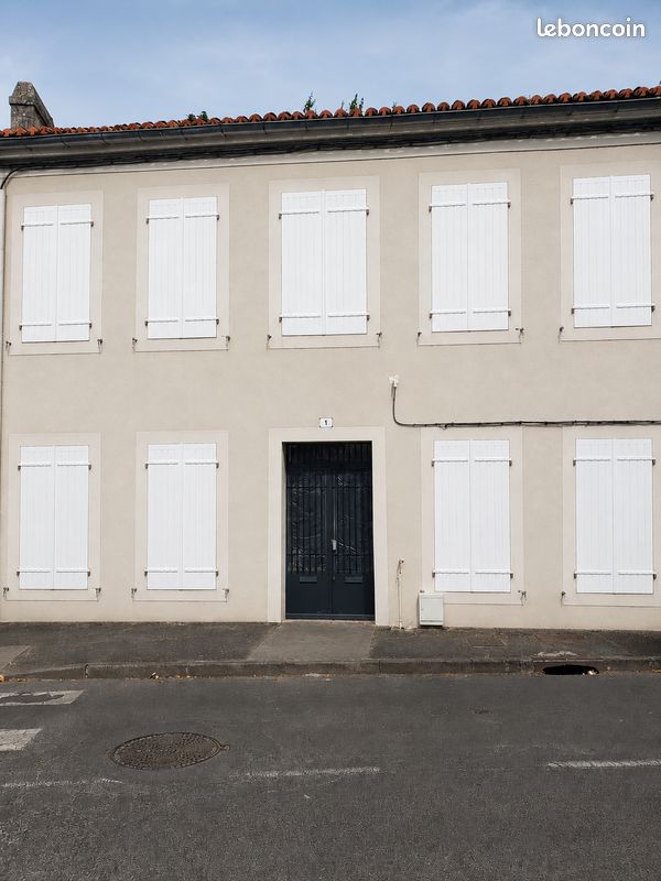 Immeuble 4 pièces 180 m² · à Angoulême · 180 m² · 259 000 €
