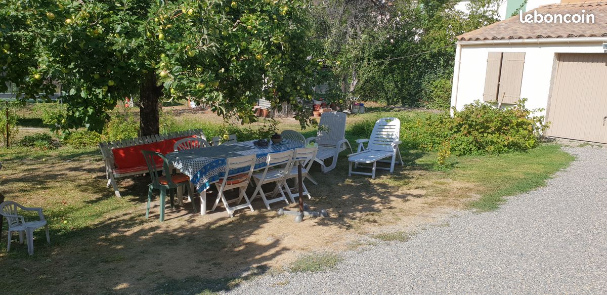T2 à Digne dans un quartier résidentiel calme non loin du centre ville (image 10)