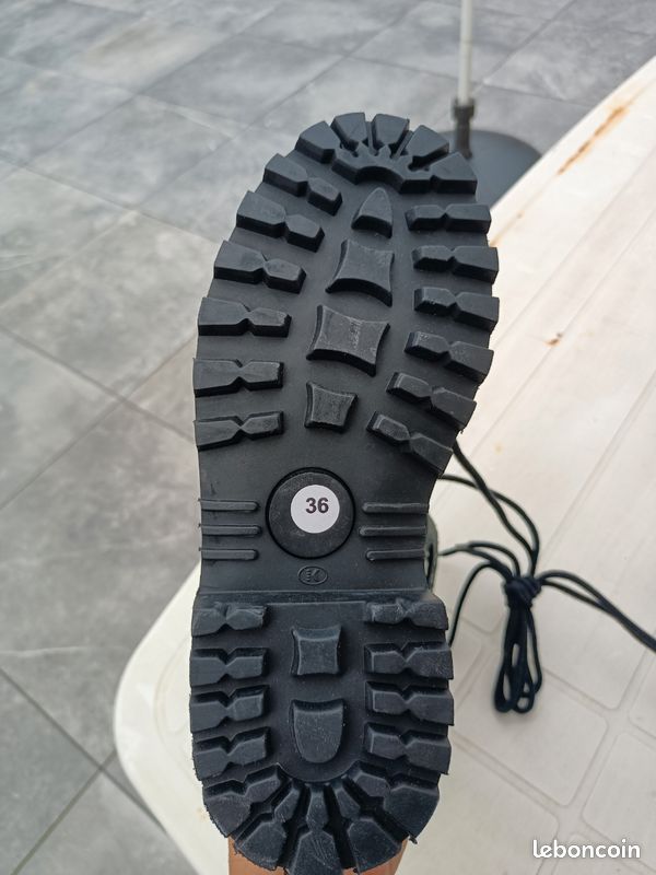 Chaussures rangers T36 (image 2)