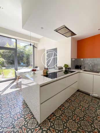Maison 10 pièces 270 m² — 13