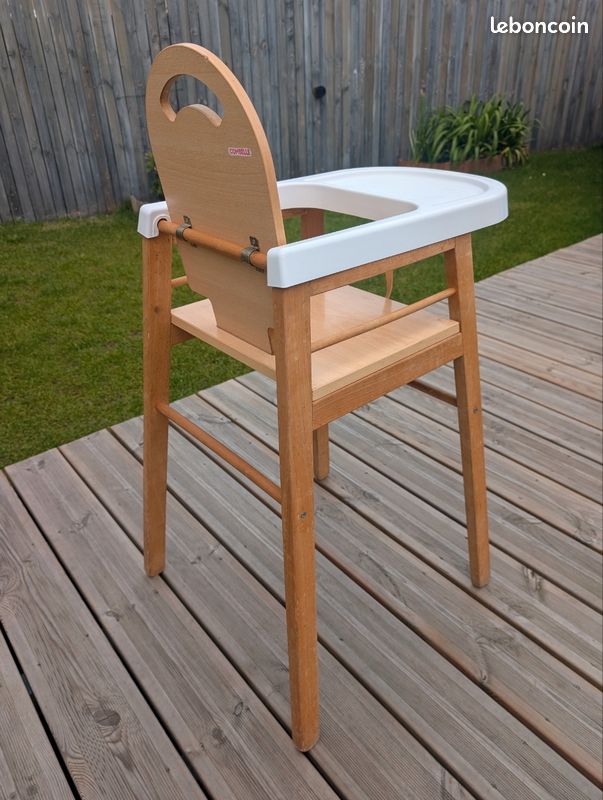 Vend chaise haute bébé combelle (image 3)