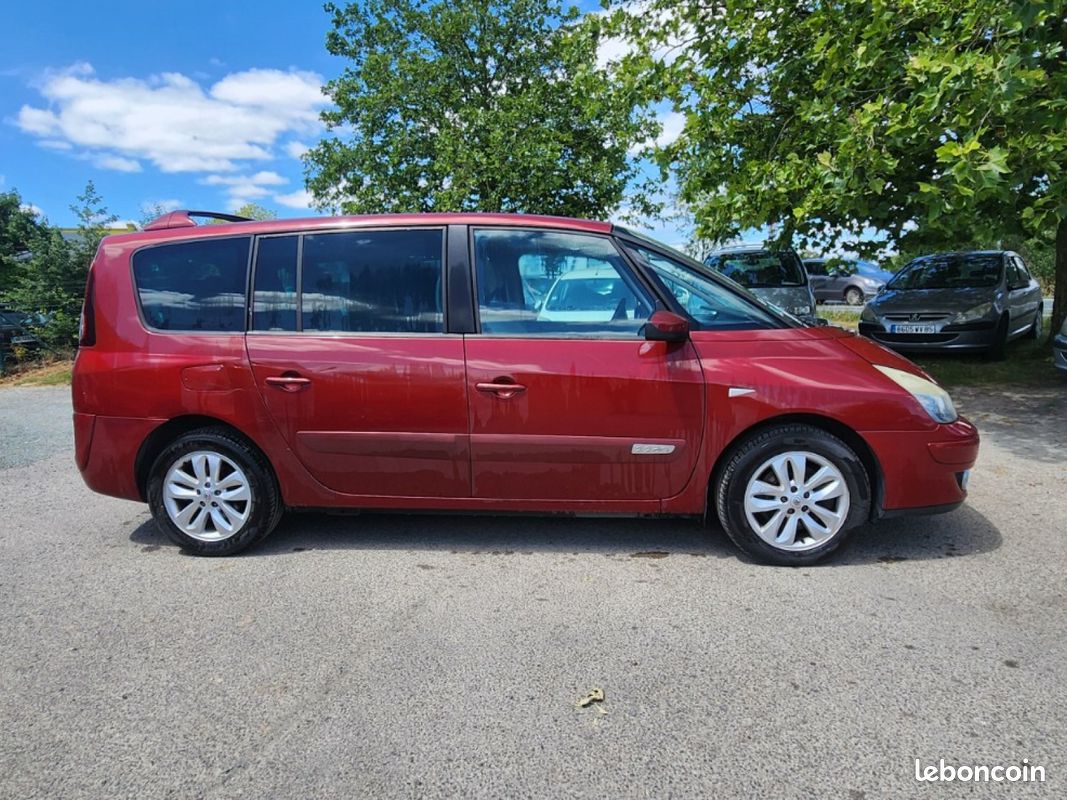 RENAULT GRAND ESPACE IV 2.2 dCi - 150 Expression Proactive A (image 3)