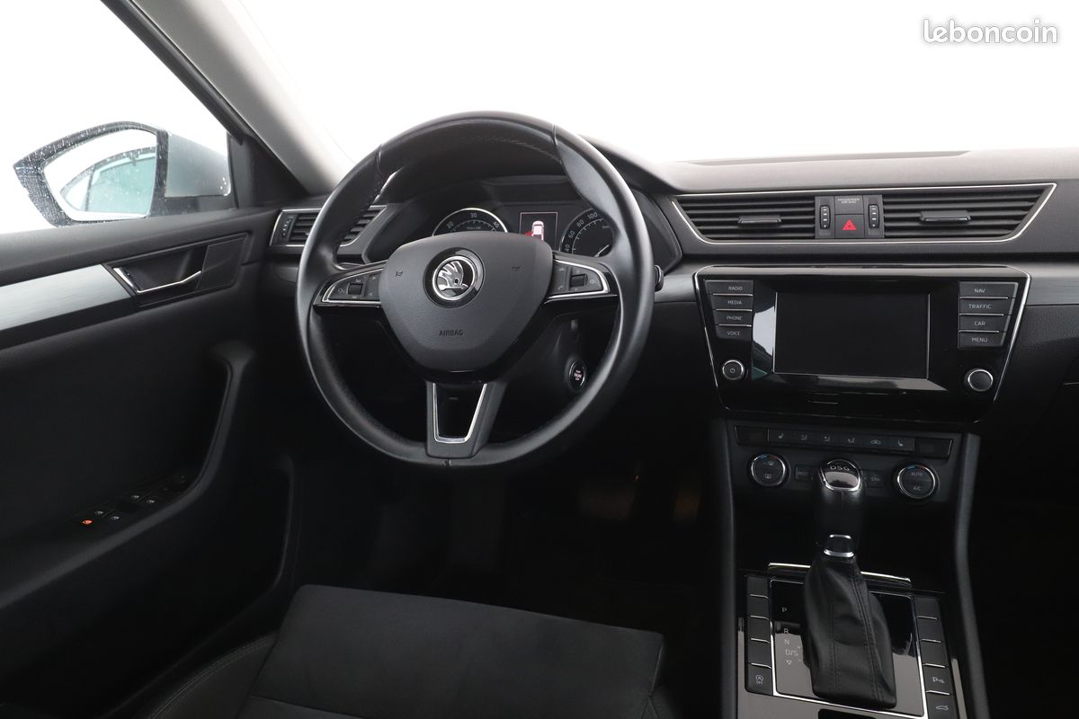 Skoda Superb 2.0 TDI Style DSG 150 ch (image 7)