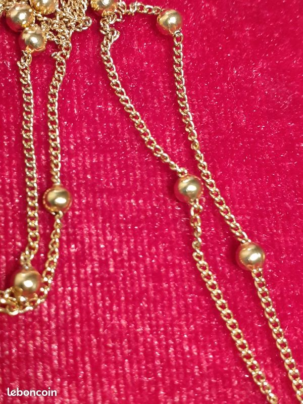 Très beau collier pendentif coeur et perles en métal doré .
État neuf, jamais porté (image 4)
