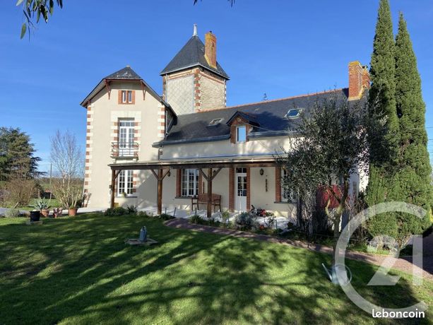 Maison 10 pièces 199 m²
