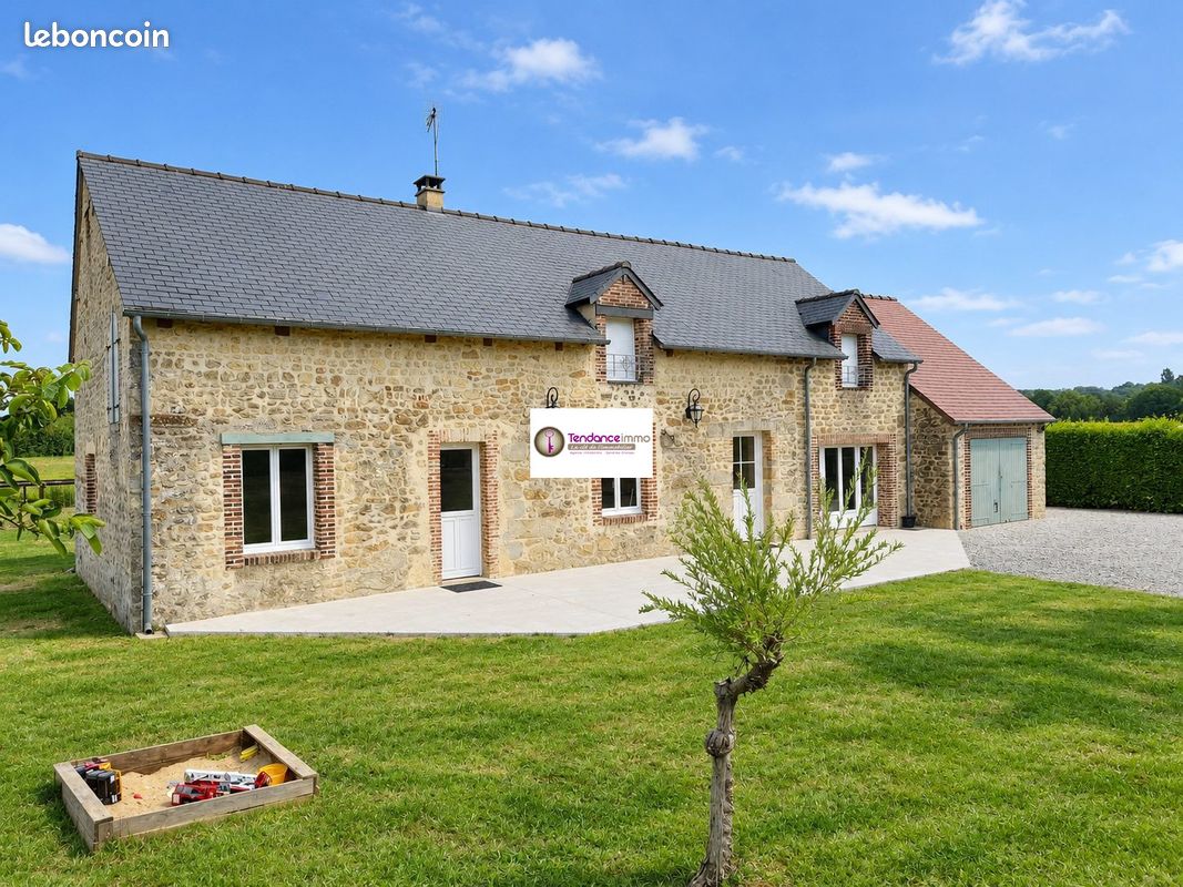 Maison 4 pièces 142 m² · à Le Mêle-sur-Sarthe · 142 m² · 263 940 €