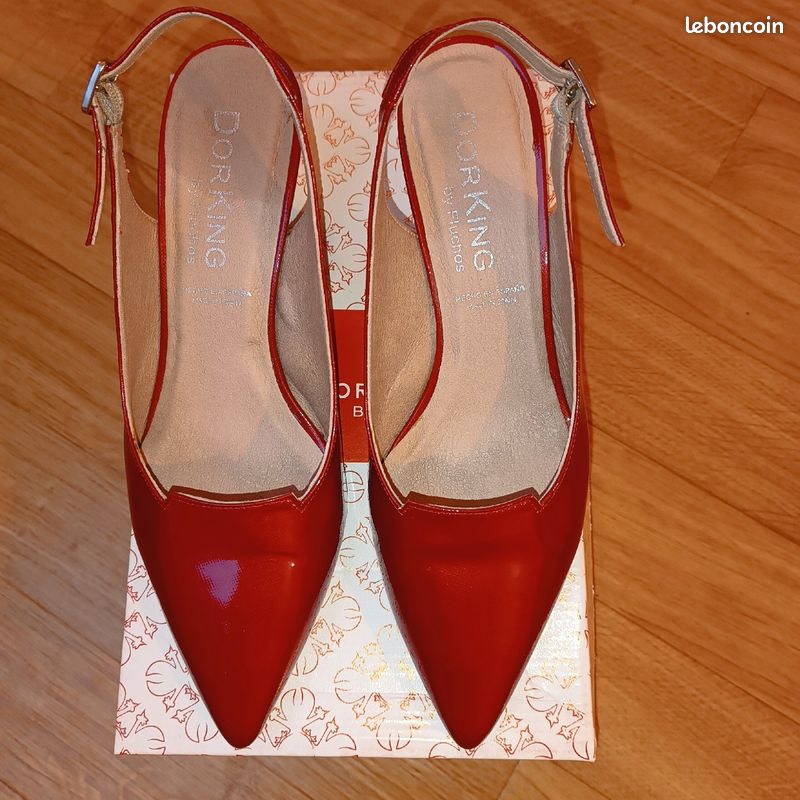 Escarpins DORKING rouges vernis 40 Chaussures
