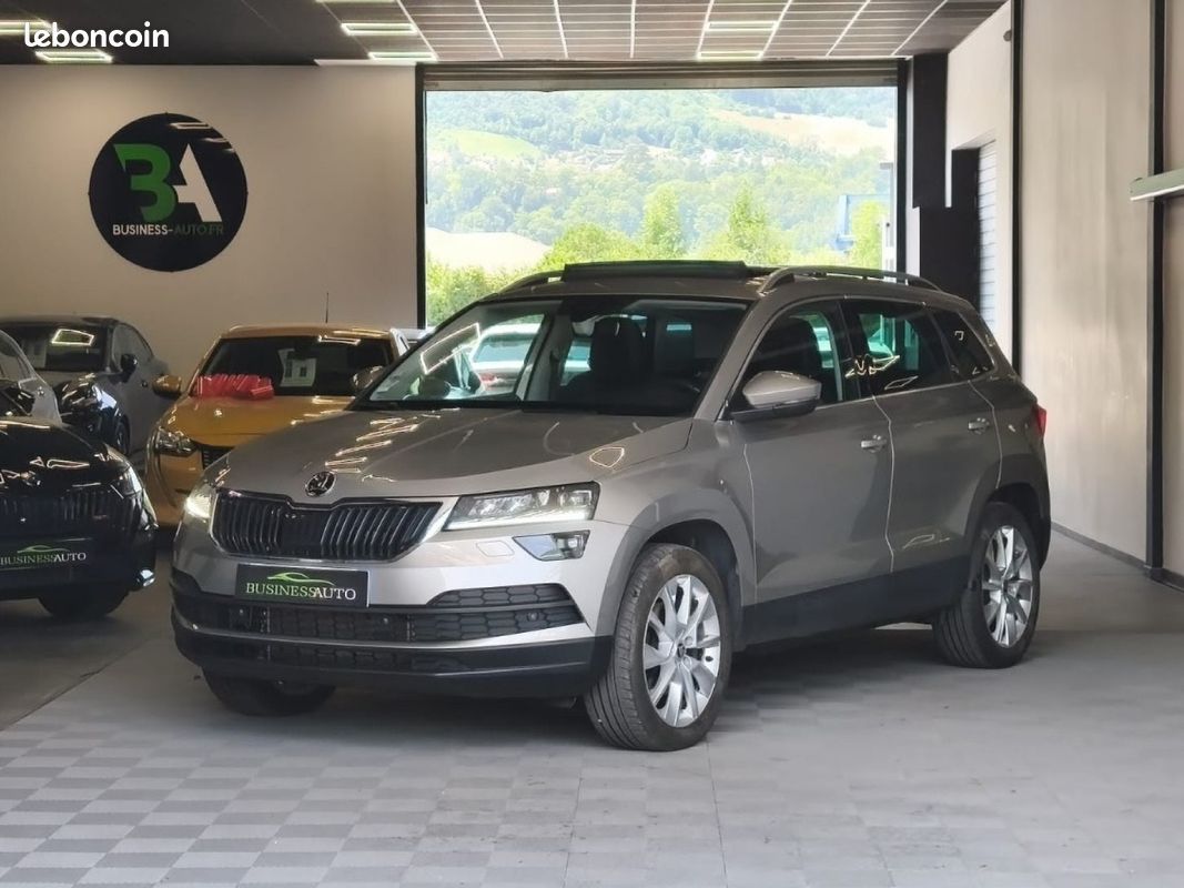 SKODA KAROQ 2.0 TDI 150cv 4x4 DSG7 Style / Toit Ouvrant / Attelage / CarPlay / (image 1)