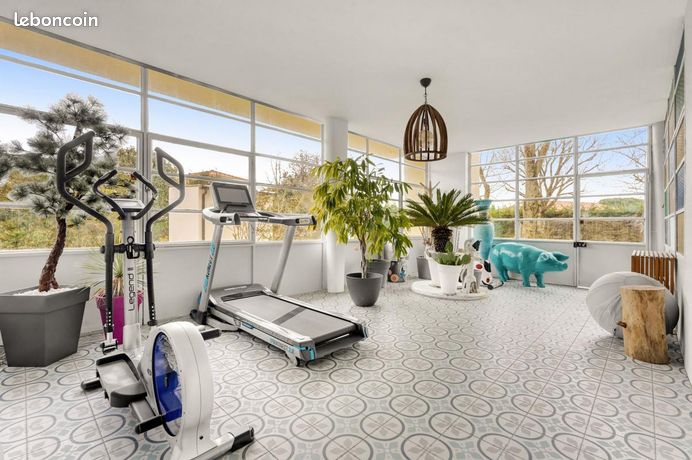 Villa 7 pièces 226 m²