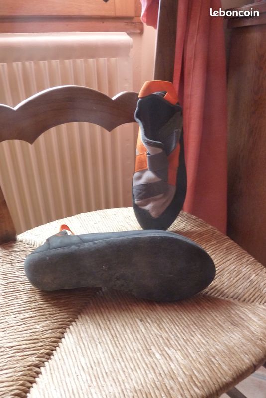 Vend chaussures de varape escalade (image 3)
