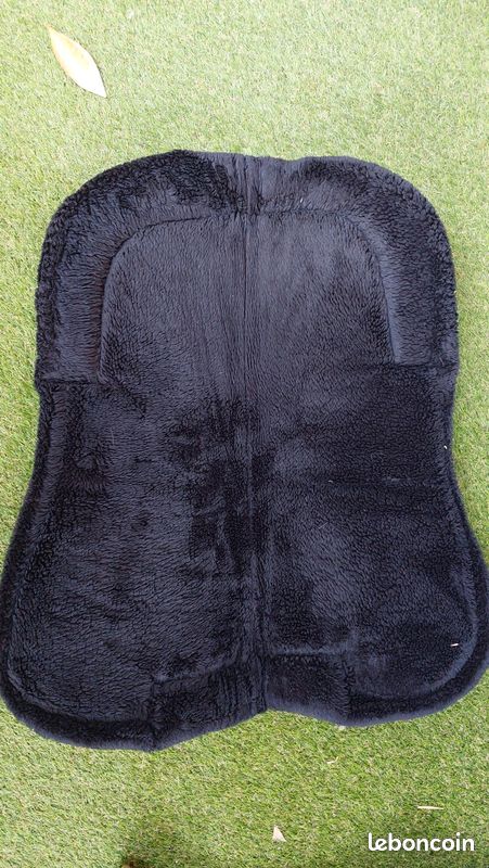 LOT tapis d'équitation, bonnets et amortisseur (image 5)
