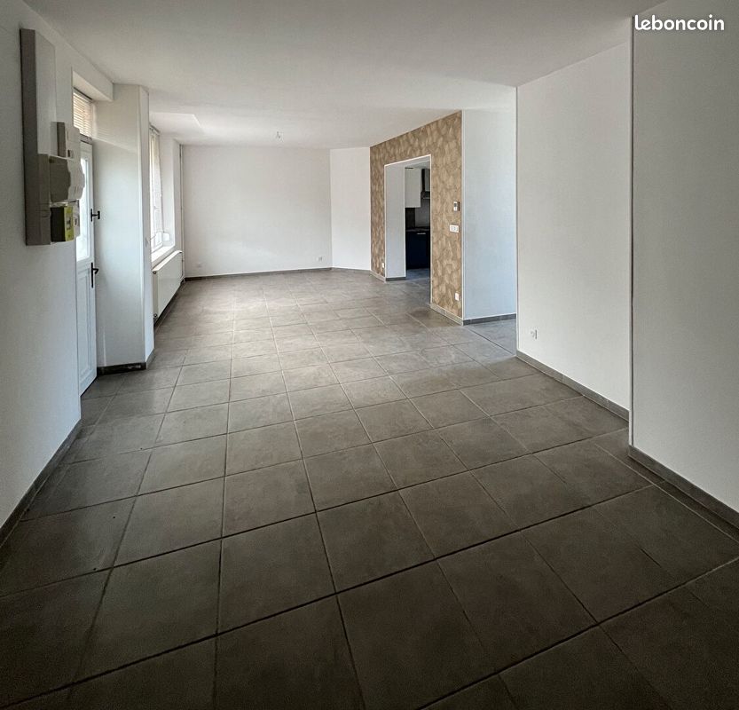 Maison 4 pièces 110 m² · à Roye · 110 m² · 870 €/mois