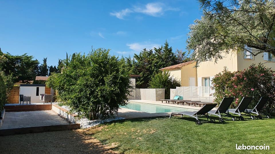 Maison 7 pièces 164 m² · à Noves · 163,5 m² · 2 510 €