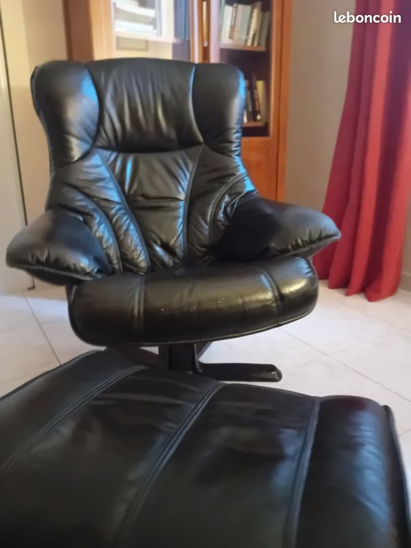 Fauteuil de bureau noir (image 1)