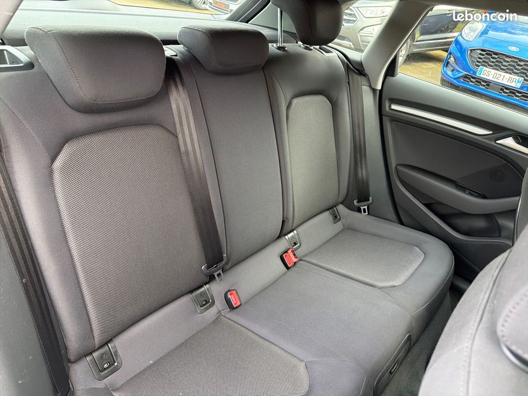 AUDI A3 Sportback 30 TDI 116 Design (image 18)