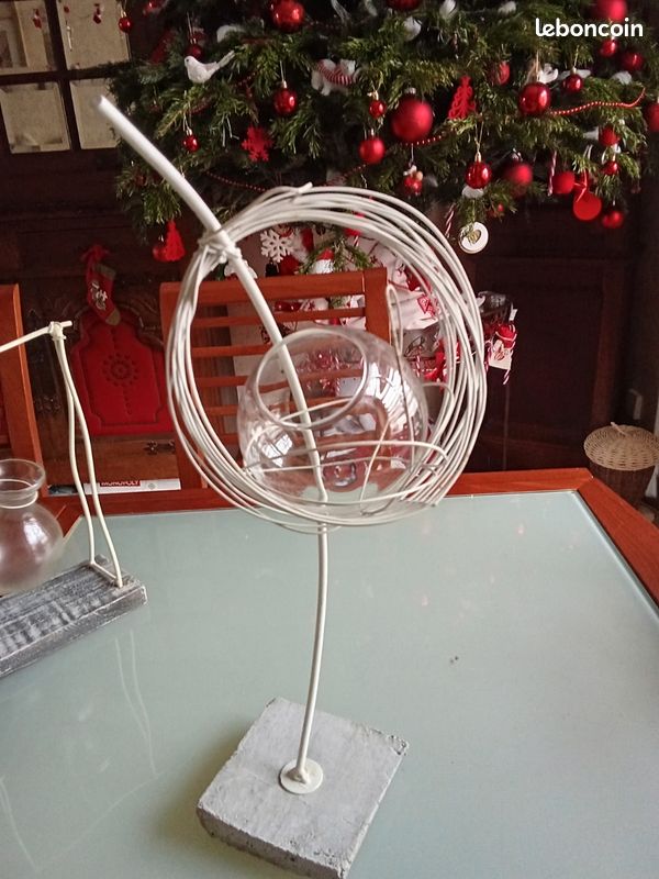 Vase suspendu (image 1)