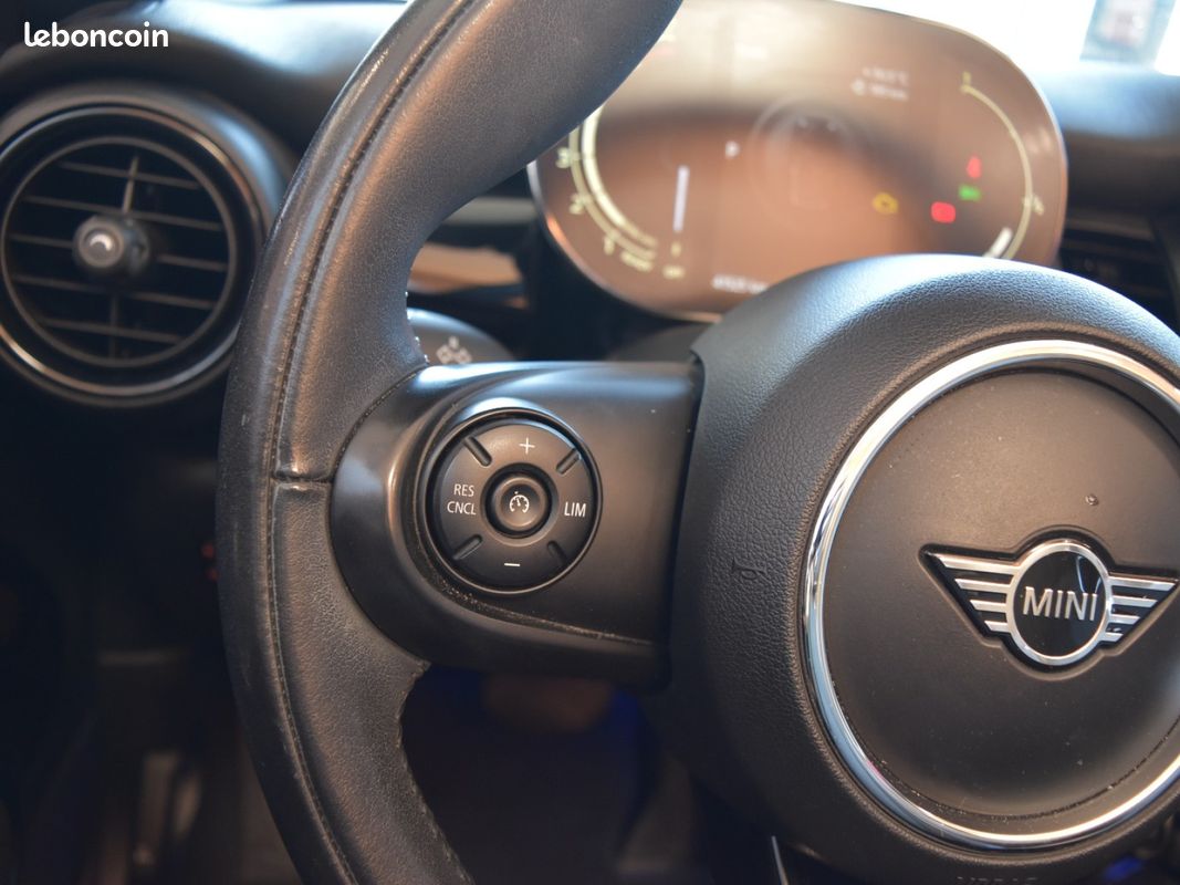 Mini cooper cabriolet 1.5 i 136ch edition greenwich (image 30)