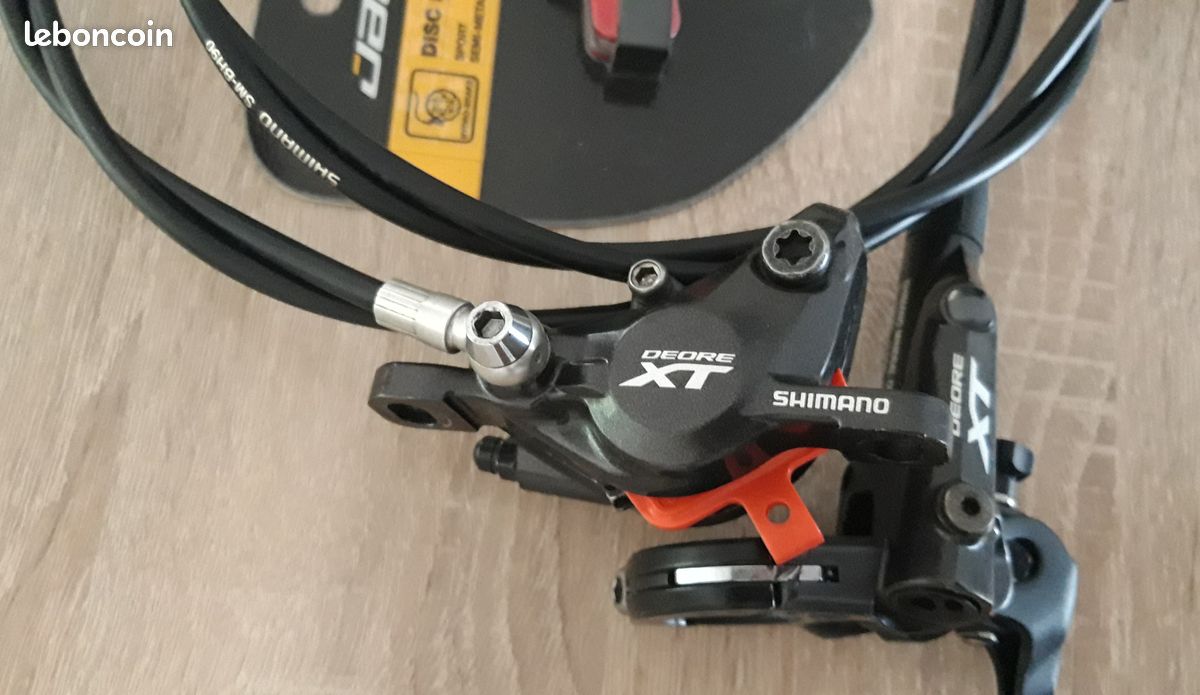 Paire de freins à disque vélo Shimano XT en TBE Équipements vélos