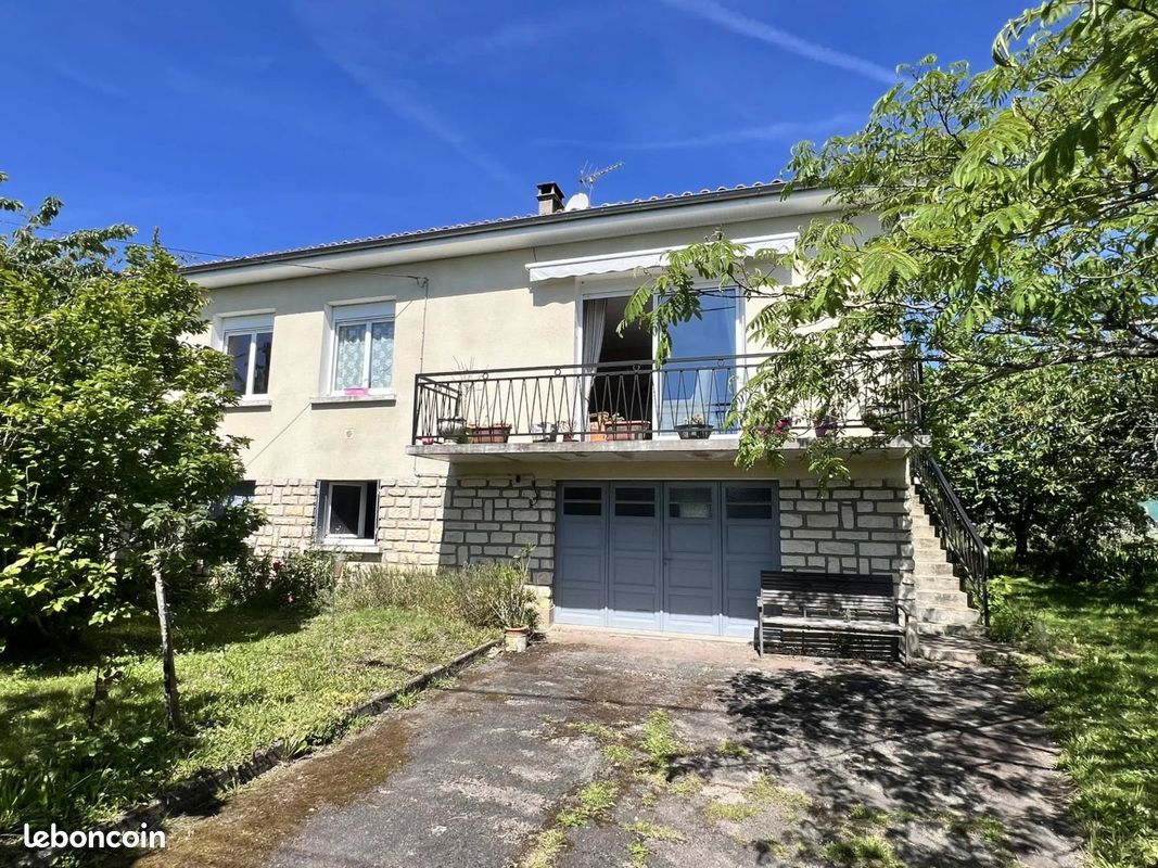 Maison 5 pièces 96 m² · à Champs-Romain · 96 m² · 149 000 €