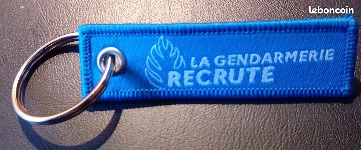 Porte clef gendarmerie tour de france 2025 caravane cyclisme