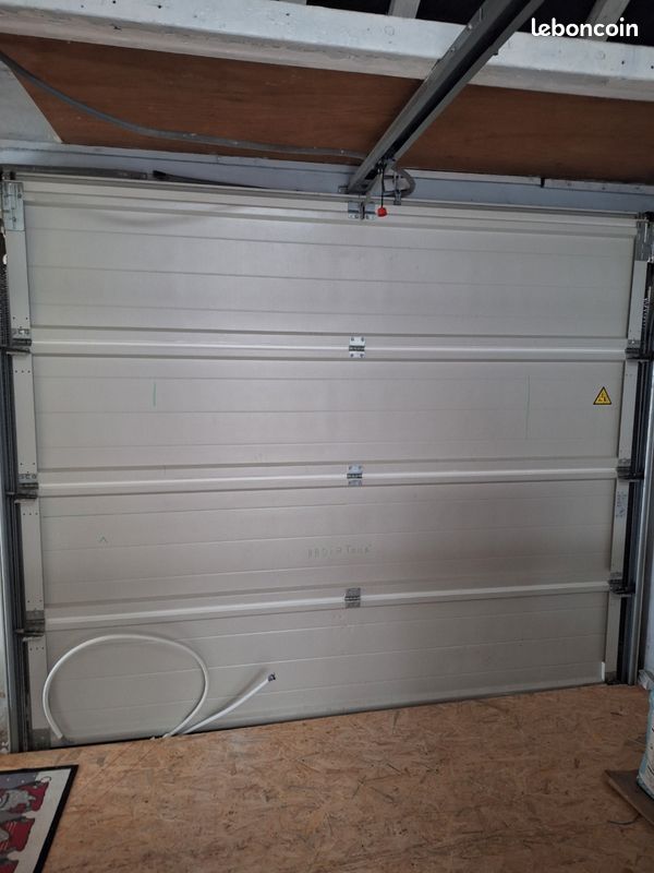Porte de garage (image 2)