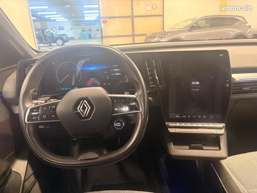 Renault Mégane E-TECH EV60 220 ch super charge Techno (image 11)