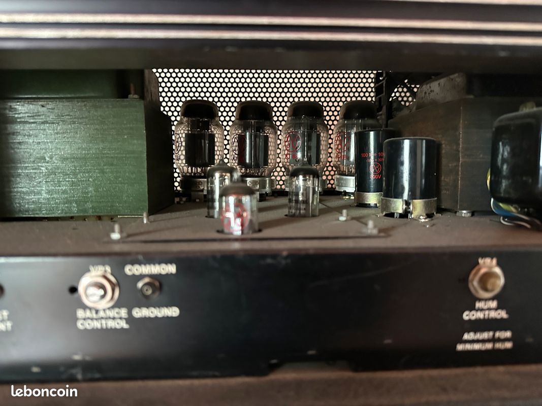 Ampeg SVT Curved Line 300 W + Baffle Ampeg 8x 10"– Made in USA (Magnavox) 1971 (image 4)
