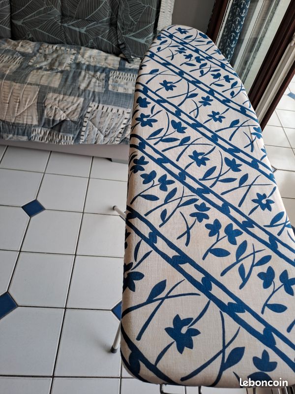 Table à repasser (image 1)