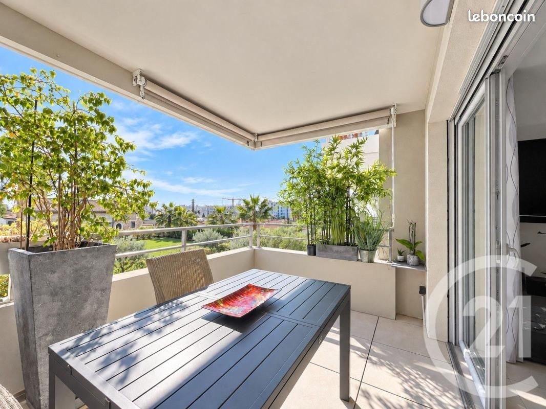 Appartement 3 pièces 63 m² · à Antibes · 63 m² · 489 900 €