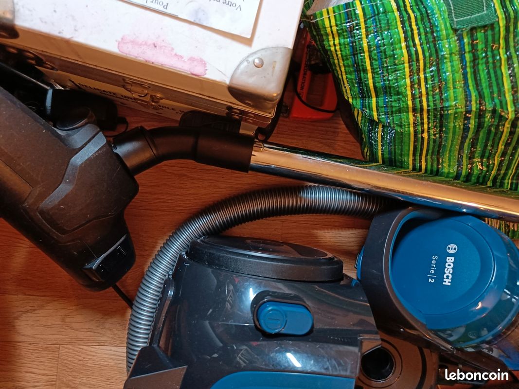 Aspirateur traineau Bosch Serie Électroménager