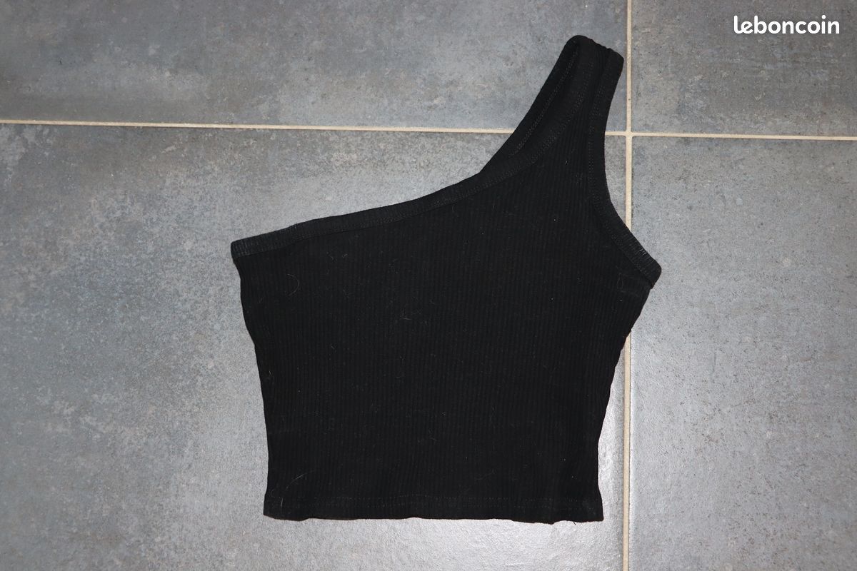 Crop top SHEIN fille femme ado XS ou 34 noir Vêtements