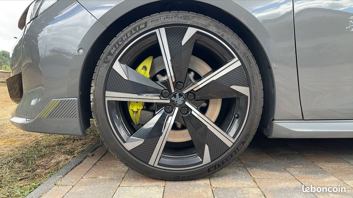 Peugeot 508 1.6 PSE 360 Hybride4 EAT8 Peugeot Sport Engineered (image 18)