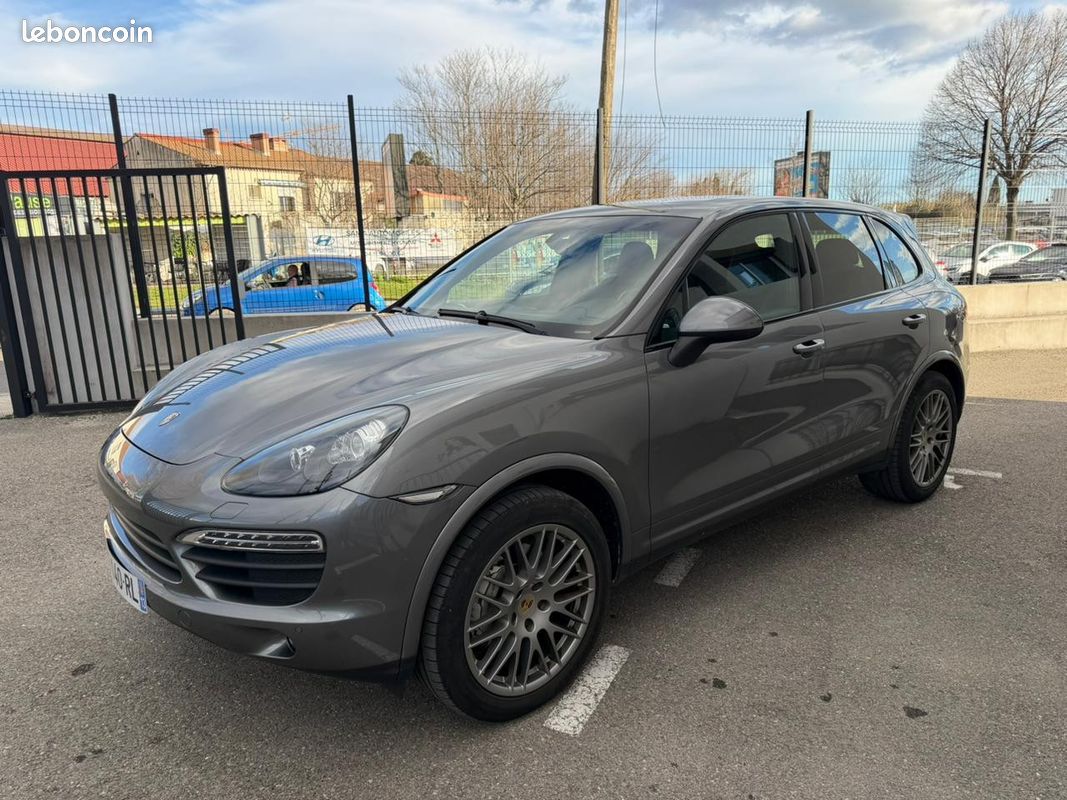 Porsche CAYENNE PORSCHE CAYENNE 4.8i V8 400 BVA Tiptronic S (image 3)