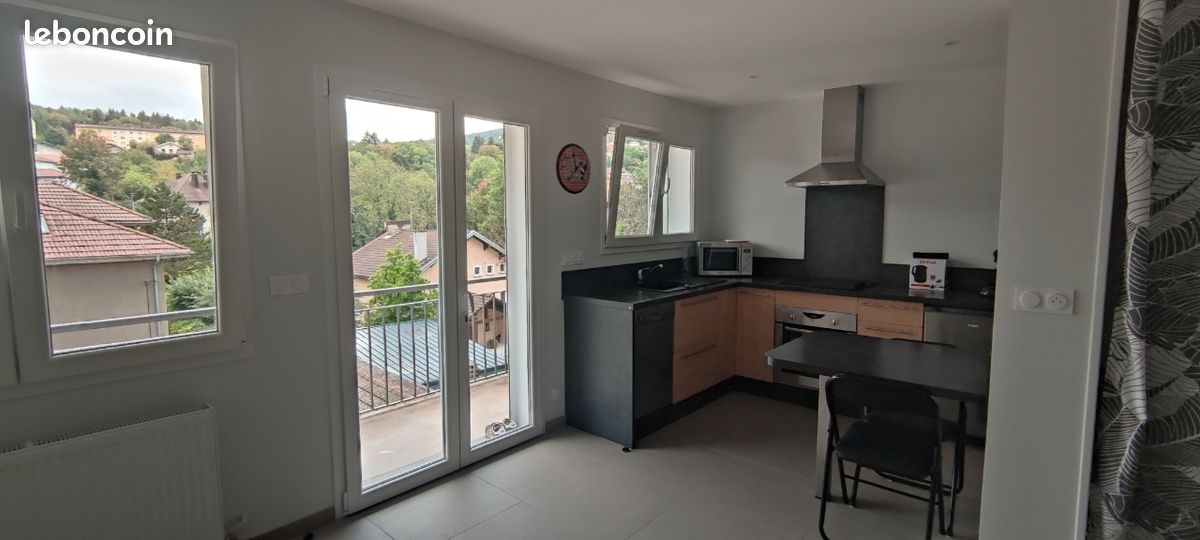 Appartement 1 pièce 30 m² · à Dortan · 30 m² · 450 €/mois